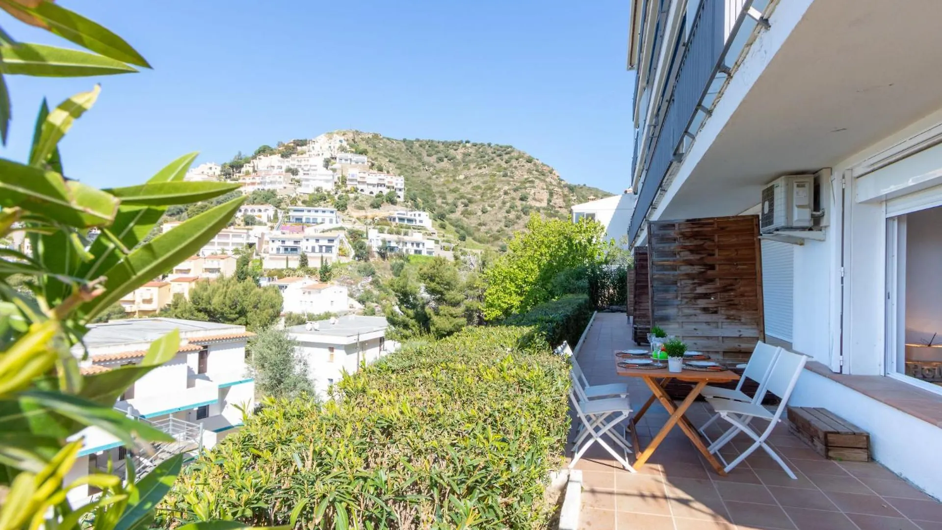 Apartment Xavi By Interhome Roses